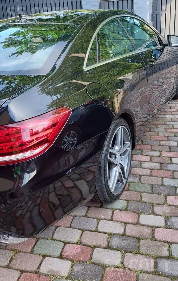 Mercedes-Benz E220 2014 photo 2