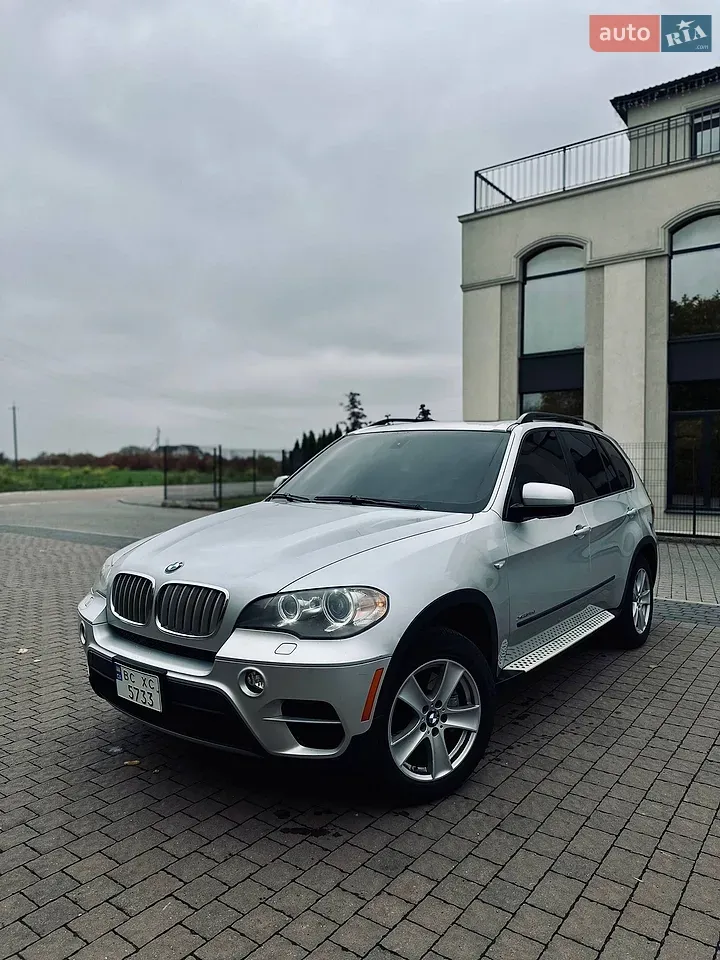 BMW X5 2012 photo 2