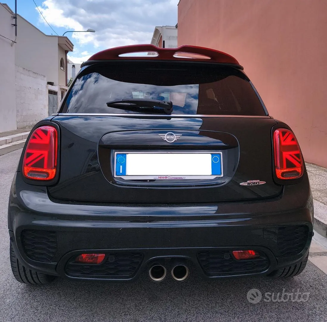 Mini John Cooper Works 2.0 Turbo 2019 photo 5