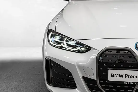 BMW I4 2023 photo 4