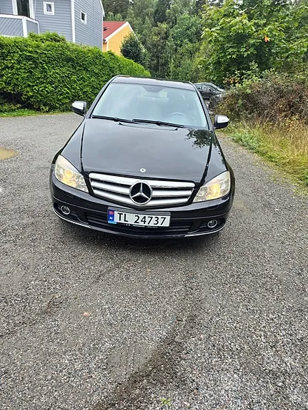 Mercedes-Benz C220 D 2008 photo 2