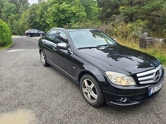 Mercedes-Benz C220 D