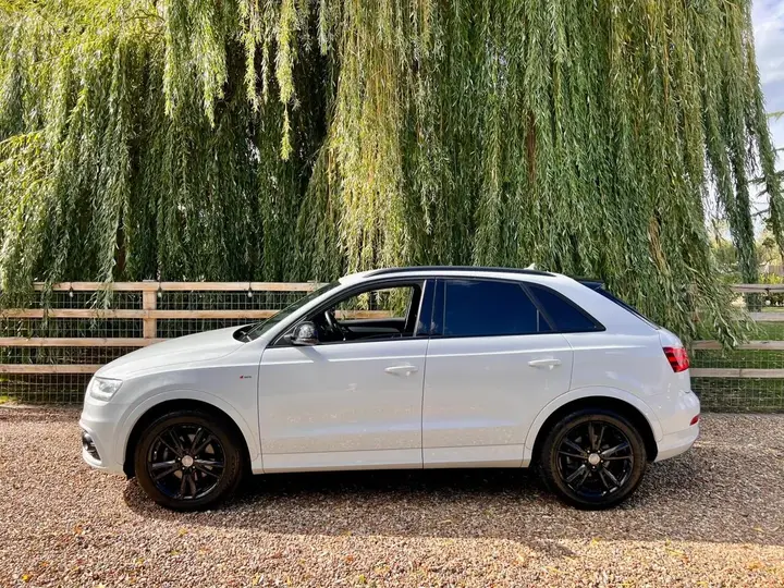Audi Q3 2014 photo 4