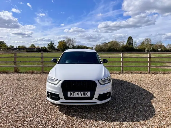 Audi Q3 2014 photo 2