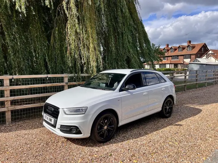 Audi Q3 2014 photo 3