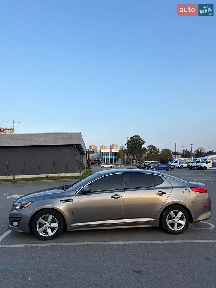 Kia Optima 2013 photo 2