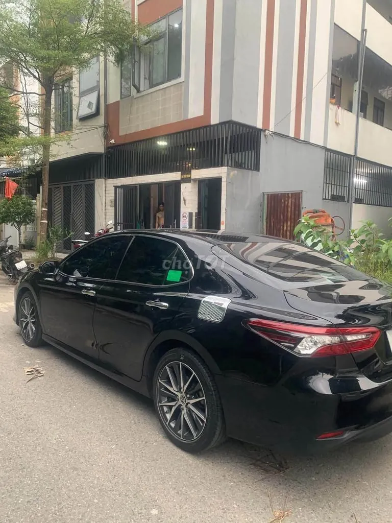 Toyota Camry 2022 photo 2