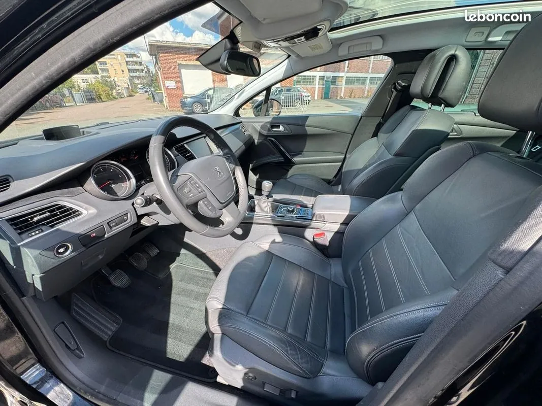 Peugeot 508 2011 photo 2