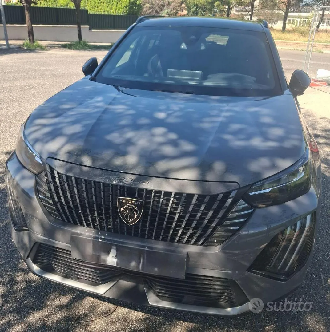 Peugeot 2008 2025 photo 4