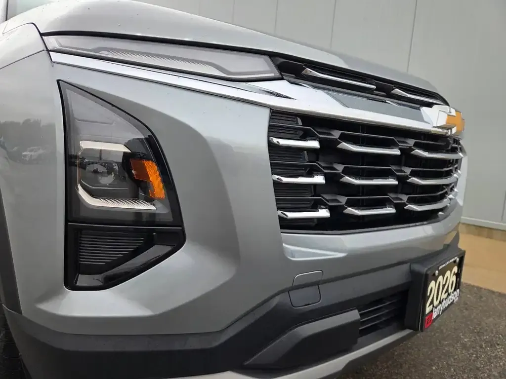 Chevrolet Equinox 2026 photo 2