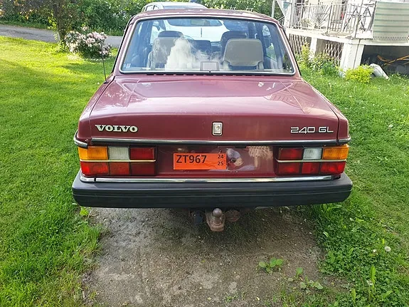Volvo 240 1988 photo 5