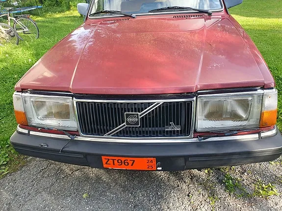 Volvo 240 1988 photo 3