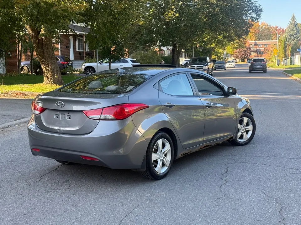 Hyundai Elantra 2012 photo 4