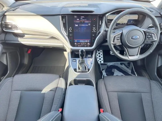 Subaru Legacy Outback 2022 photo 2