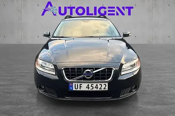 Volvo V70 2010 photo 2