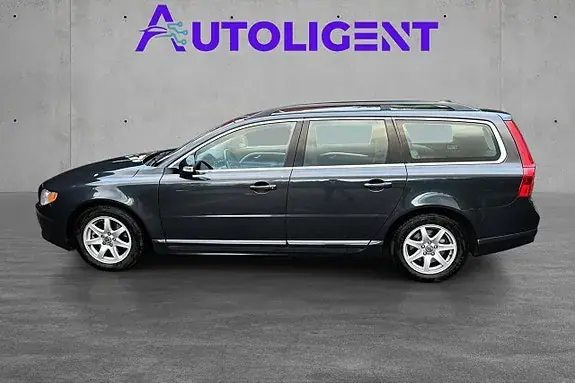 Volvo V70 2010 photo 5
