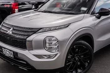 Mitsubishi Outlander 2024 photo 3