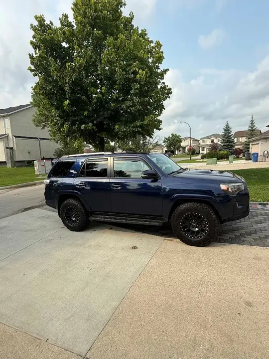 Toyota 4Runner 2018 photo 2