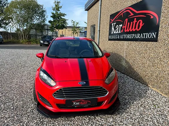 Ford Fiesta 2013 photo 2