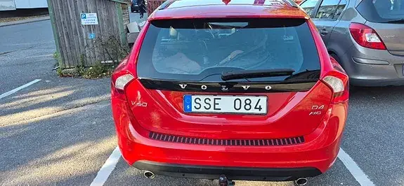 Volvo V60 2013 photo 2