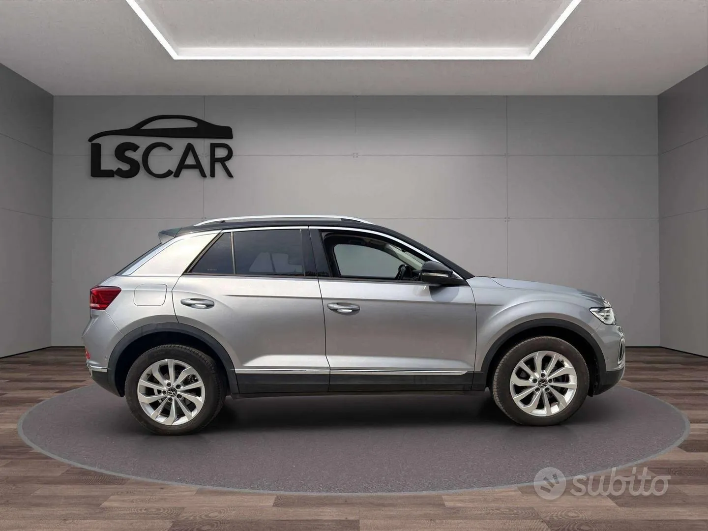 Volkswagen T-Roc 2023 photo 2