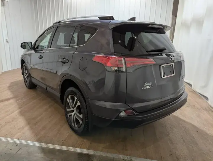 Toyota Rav4 2016 photo 5