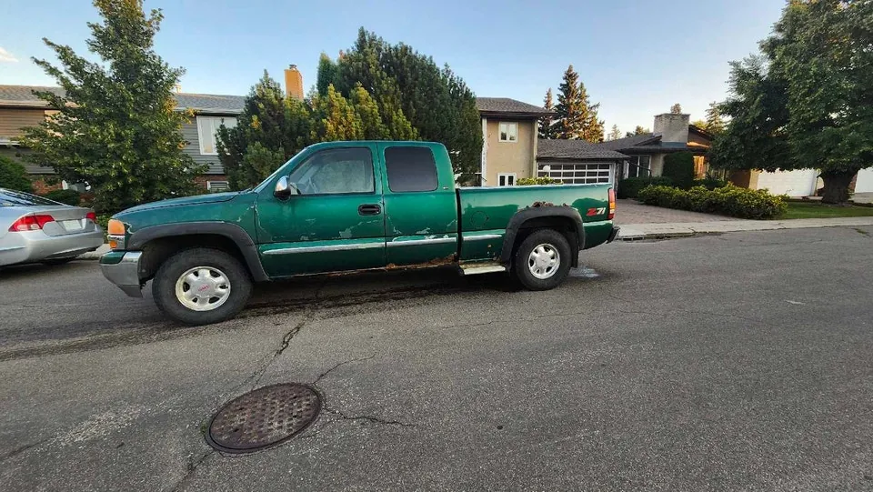 GMC Sierra 2002 photo 4