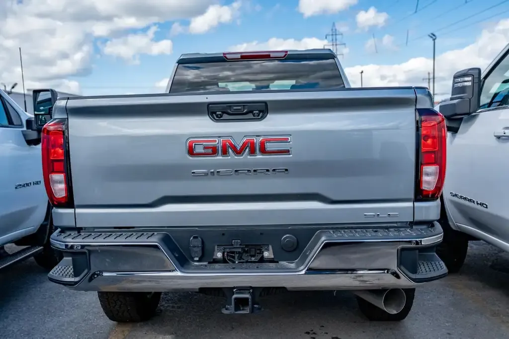 GMC Sierra 2500 2026 photo 4