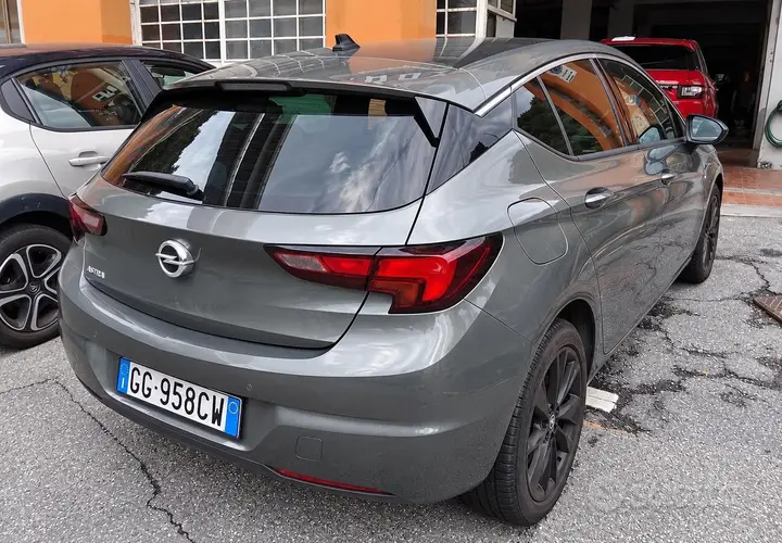 Opel Astra 2021 photo 4