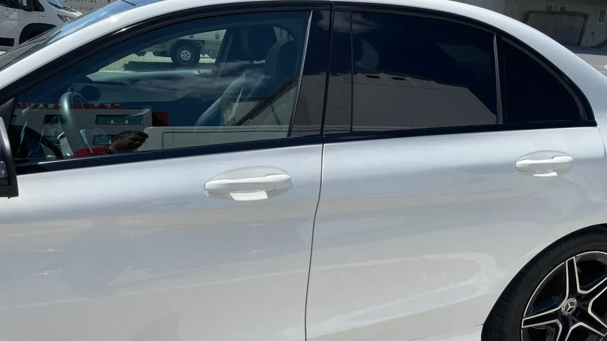 Mercedes-Benz C-Class 2020 photo 3