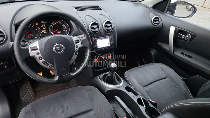 Nissan Qashqai 2011 photo 3