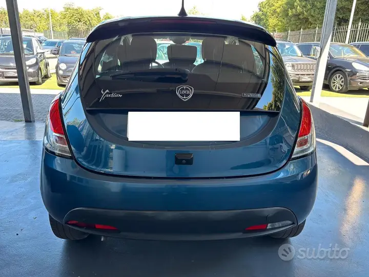 Lancia Ypsilon 2023 photo 5