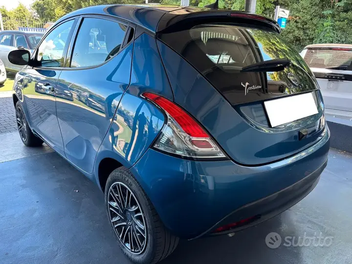 Lancia Ypsilon 2023 photo 4