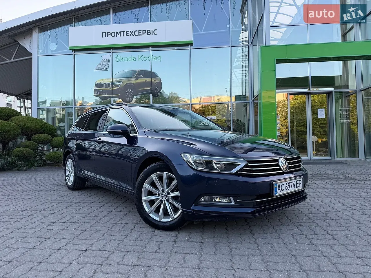 Volkswagen Passat 2017 photo 2