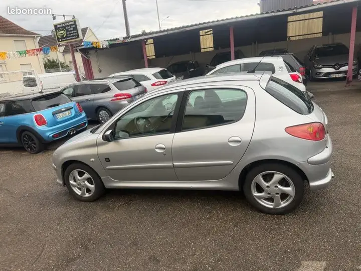 Peugeot 206 2007 photo 5