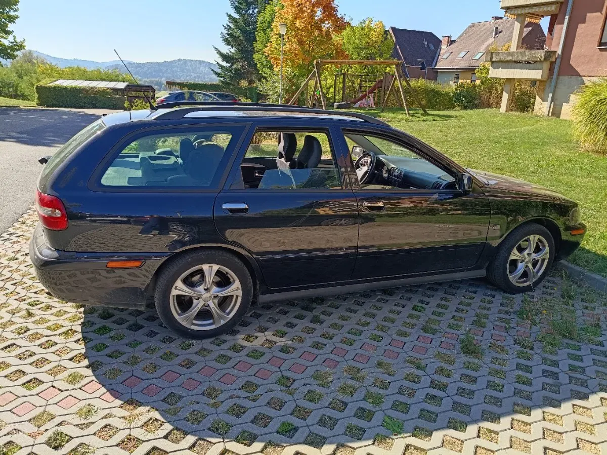 Volvo V40 2003 photo 3