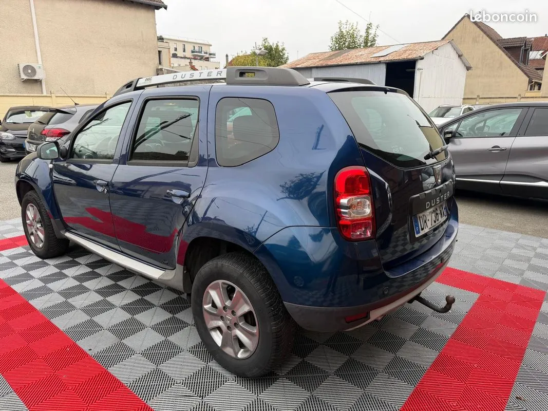 Dacia Duster 2015 photo 4
