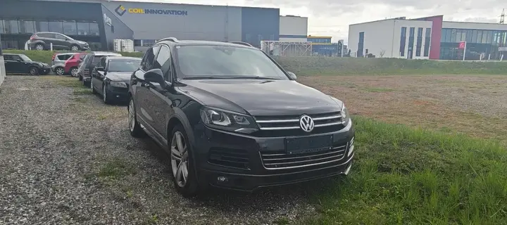 Volkswagen Touareg 2013 photo 2
