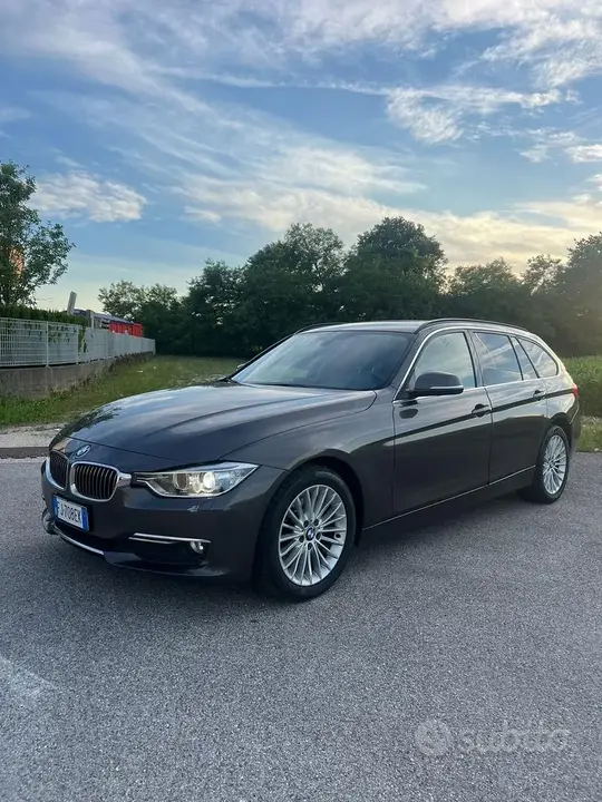 BMW 320