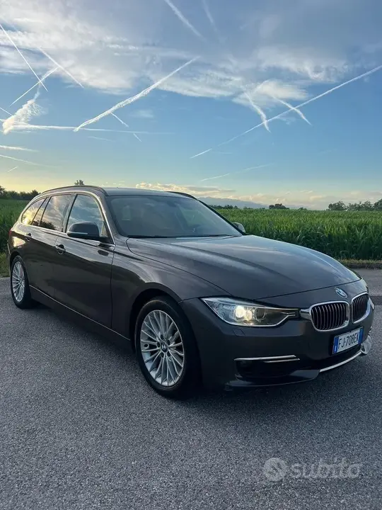 BMW 320 2013 photo 2