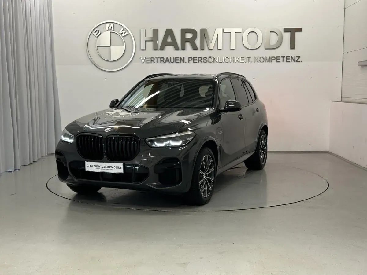 BMW X5 2022 photo 2