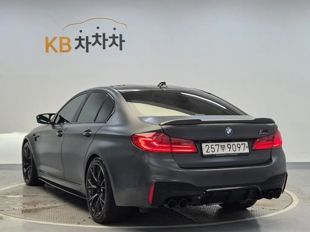 BMW M5 2020 photo 2