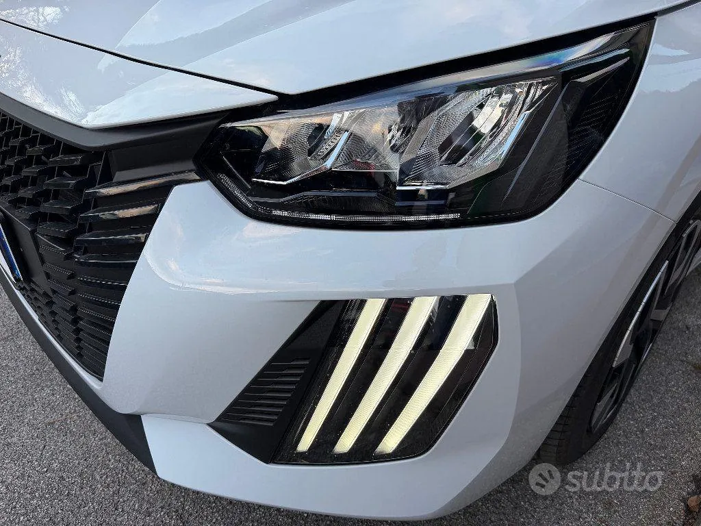 Peugeot 208 2025 photo 5