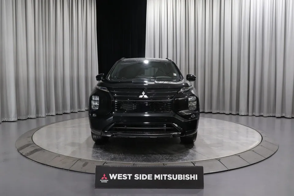 Mitsubishi Outlander 2026 photo 2