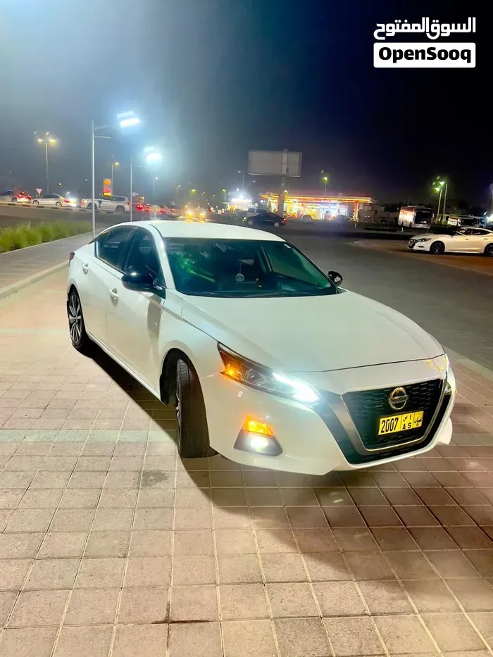 Nissan Altima