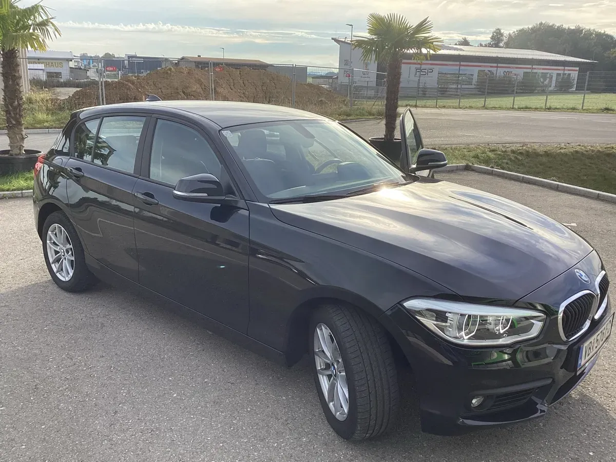 BMW 1 Series 2018 photo 3