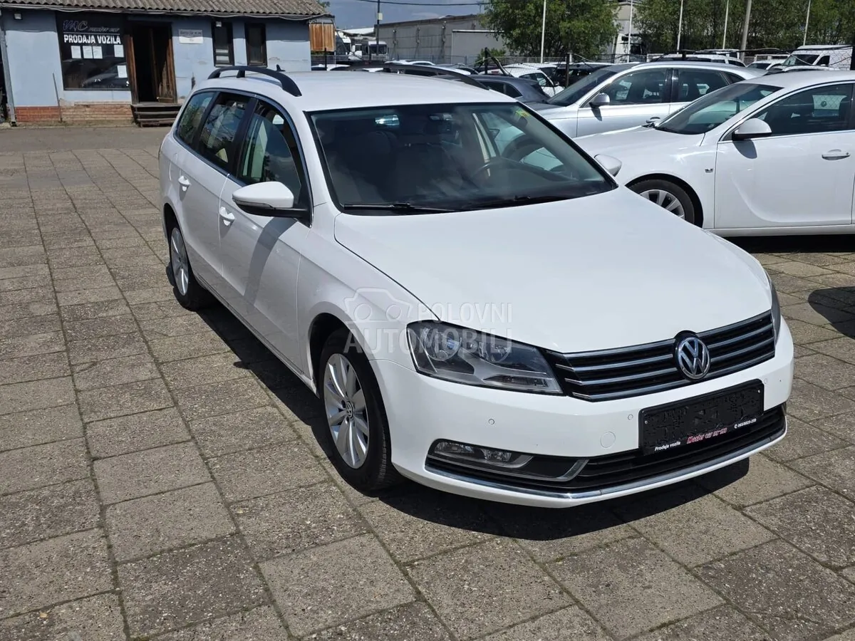 Volkswagen Passat 2012 photo 4