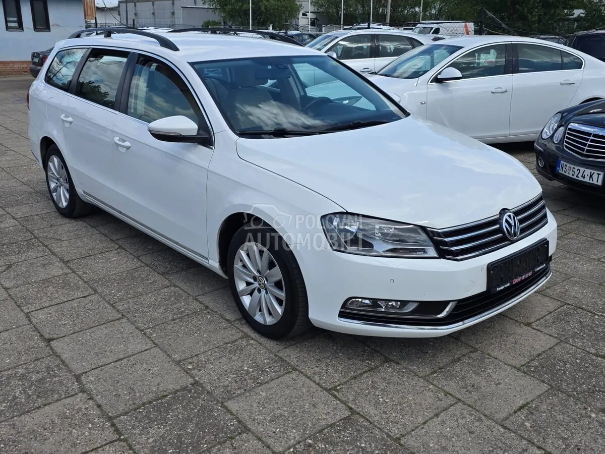 Volkswagen Passat 2012 photo 2