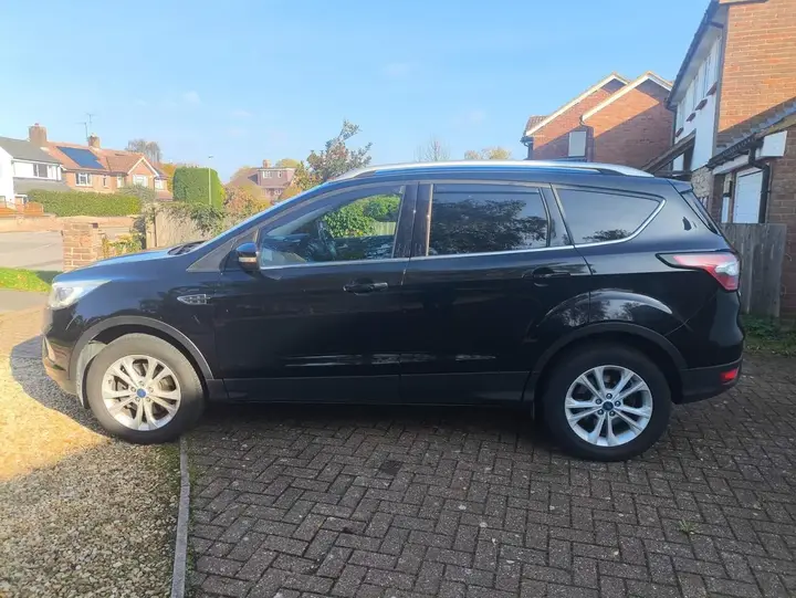 Ford Kuga 2017 photo 2