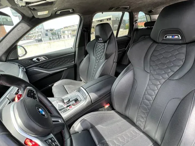 BMW X5 M 2021 photo 4